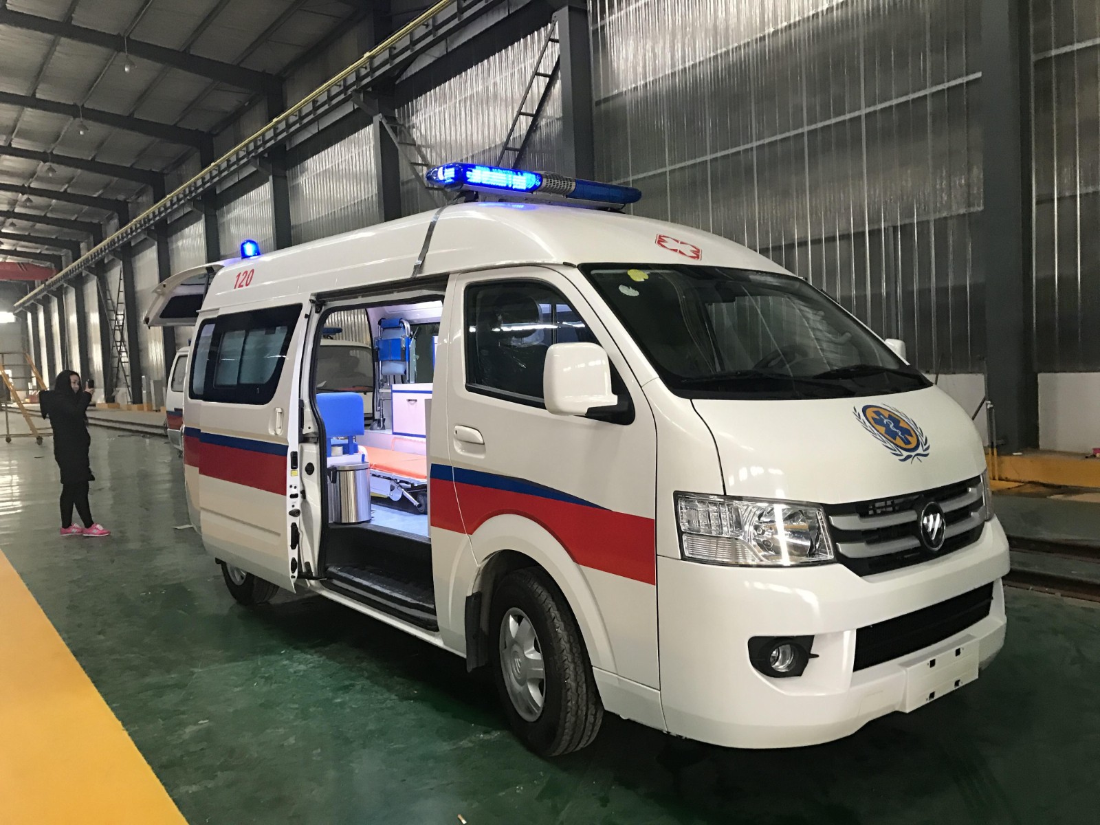 哈密救护车转院